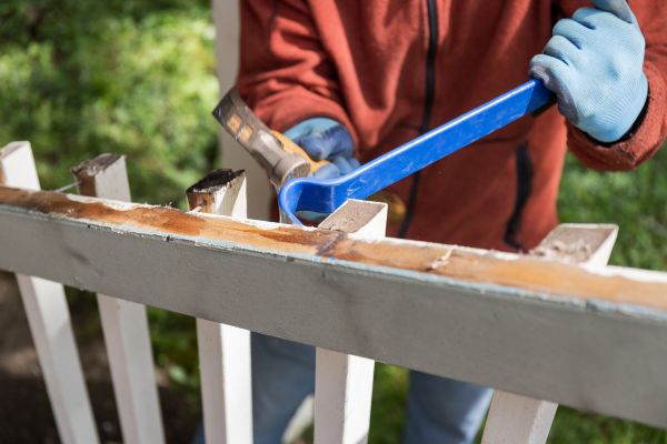 Cost of Deck Railing Replacement in Clarksville