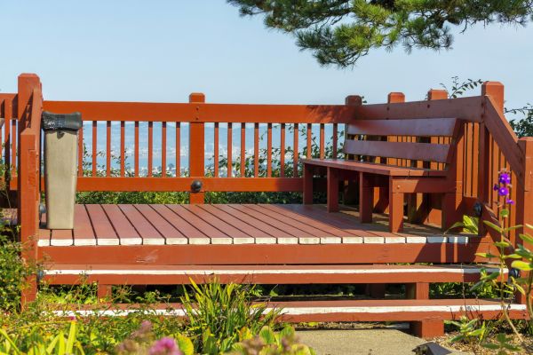 Cost of Redwood Deck Construction in Clarksville