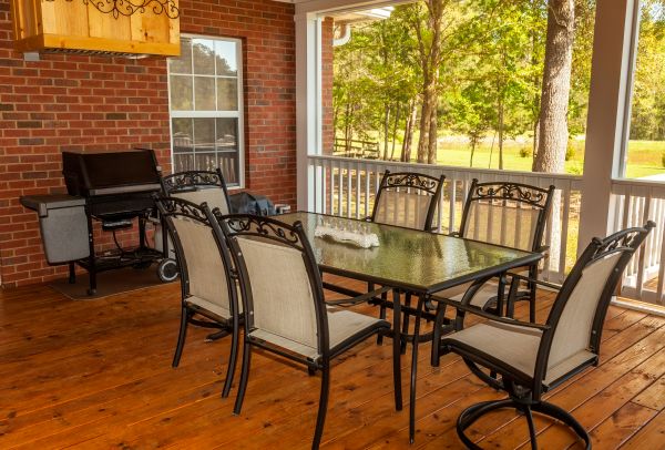 Cost of Residential Deck Installation in Clarksville